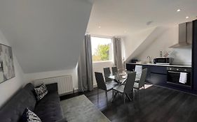 Star London Finchley Road 3-Bed Haven